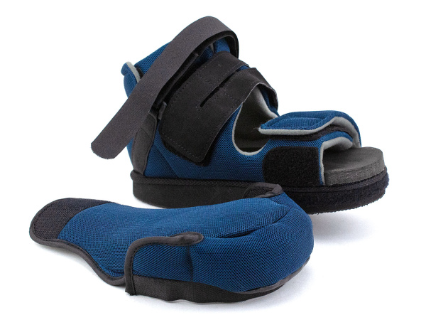 09-101-Сурсил-орто-(Sursil-Ortho),-барука,-сандалии-терапевтические-послеоперационные(2)-без-лого